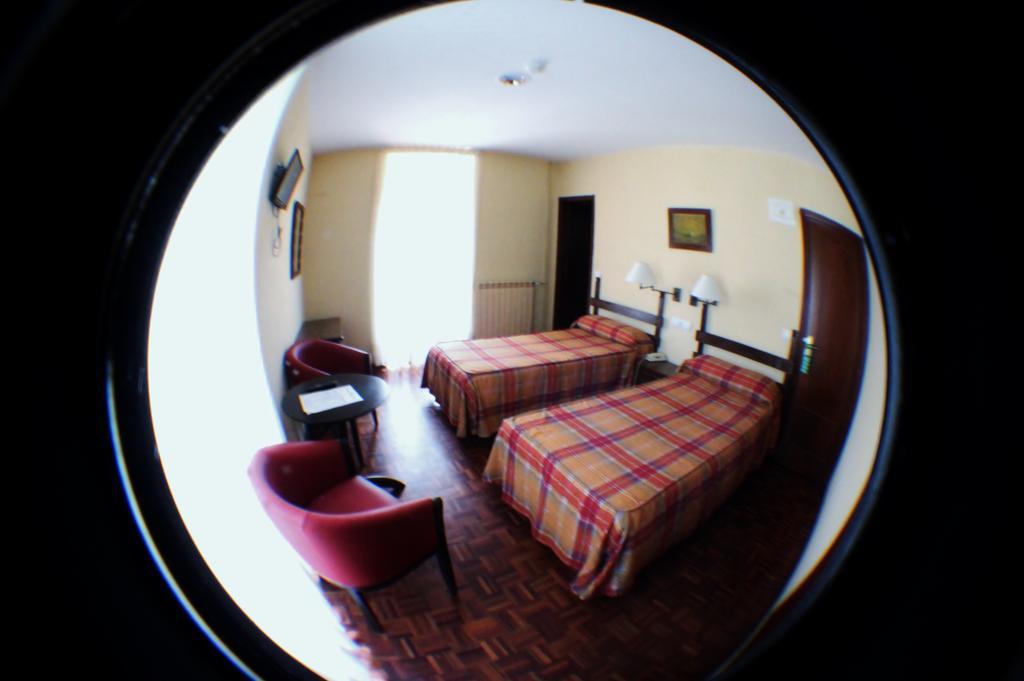 Hotel Termas De Lierganes Exterior photo