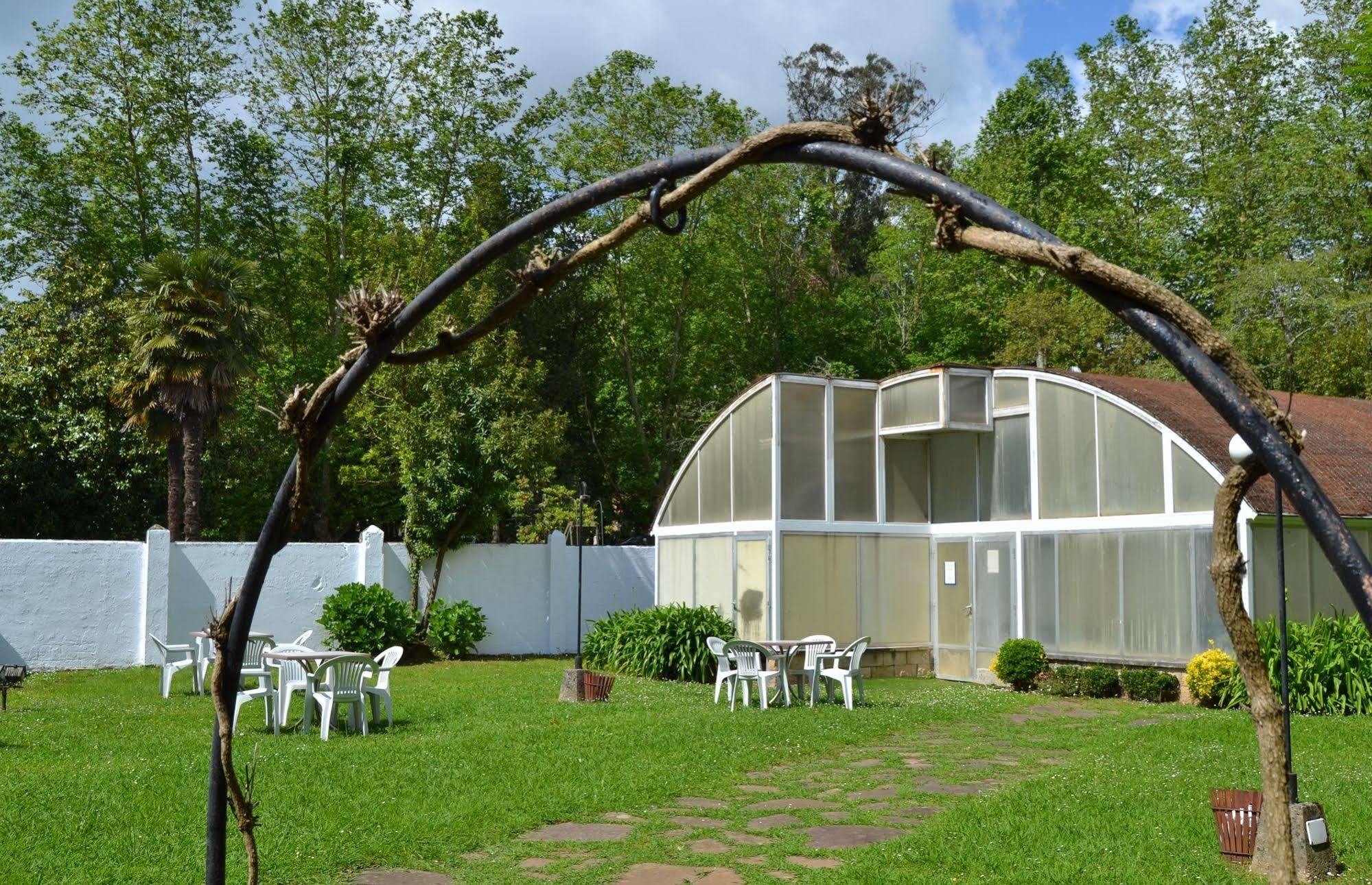 Hotel Termas De Lierganes Exterior photo