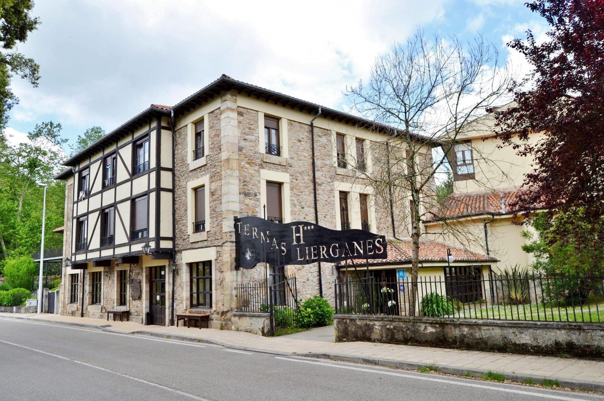 Hotel Termas De Lierganes Exterior photo